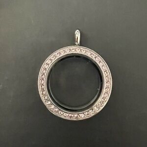 Origami Owl Medium Round Locket w Pink Rhinestones